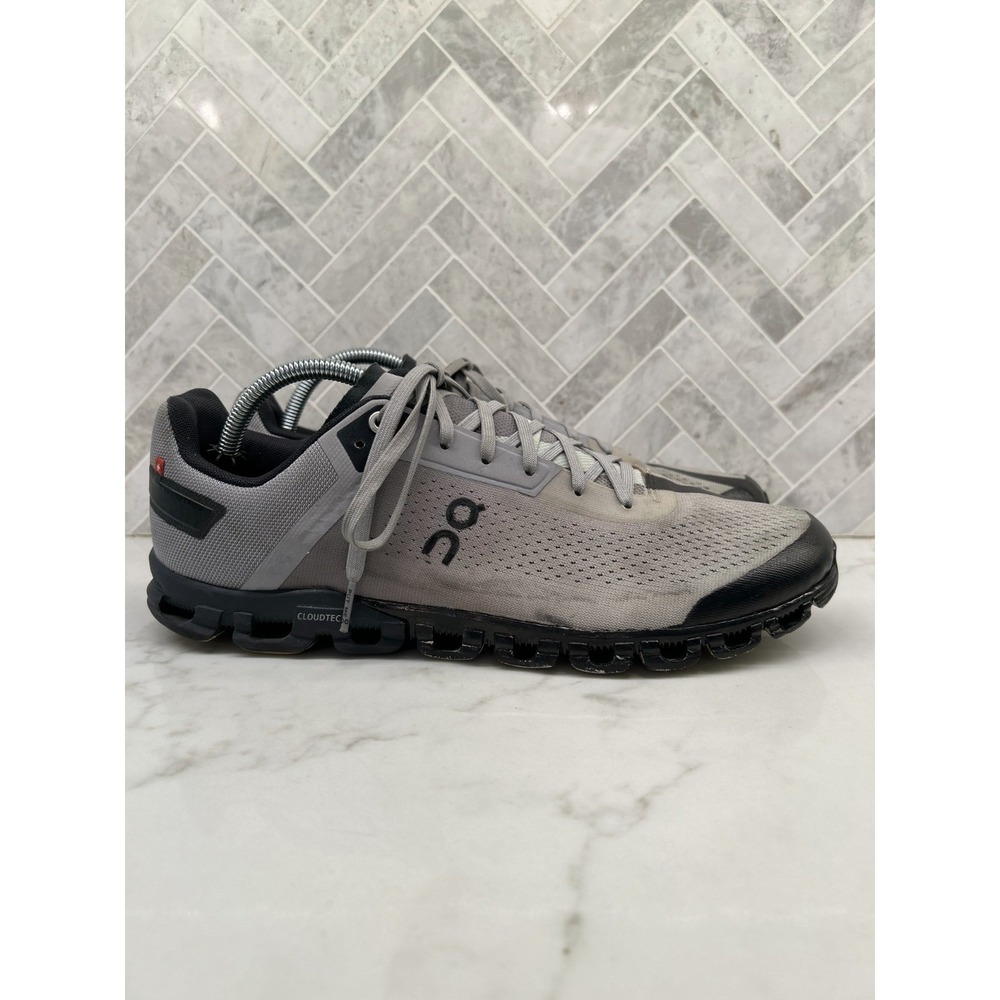 On Running Cloudflow 3.0 Sneakers Men's Size 10.5 Gray Alloy Magnet 35.99235